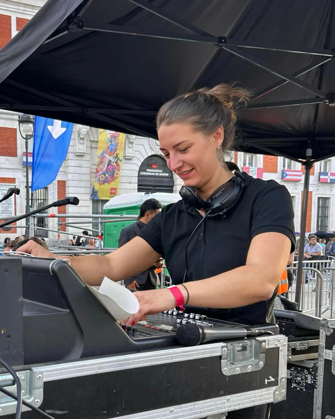 Dovilė - Eimusės lopšinių aranžuotoja